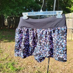 Express Flora Shorts